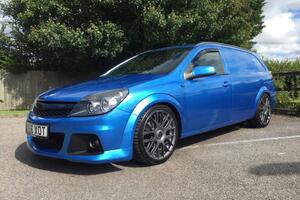 van-wrap-oracal-film-full-colour-change Van Wrapping
