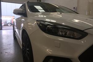 car-headlight-tinting-light-smoke-ford Headlight & Tail Light Tints