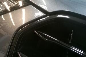 front-grill-dechrome-gloss-black-wrap Chrome Delete