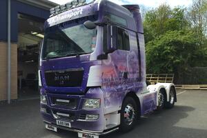 truck-cab-digital-branding-company-wrap Fleet Graphics