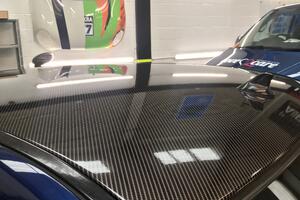 gloss-wrapped-carbon-roof-car-wrapping Gloss Carbon Fibre Wrap