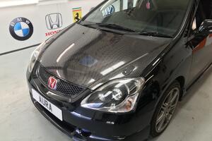 civic-turbo-carbon-fibre-gloss-bonnet-wrapping Gloss Carbon Fibre Wrap